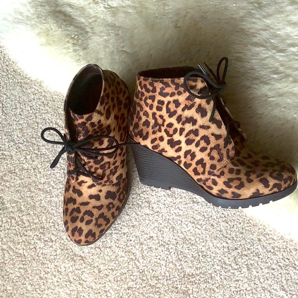 Leopard print wedge bootie